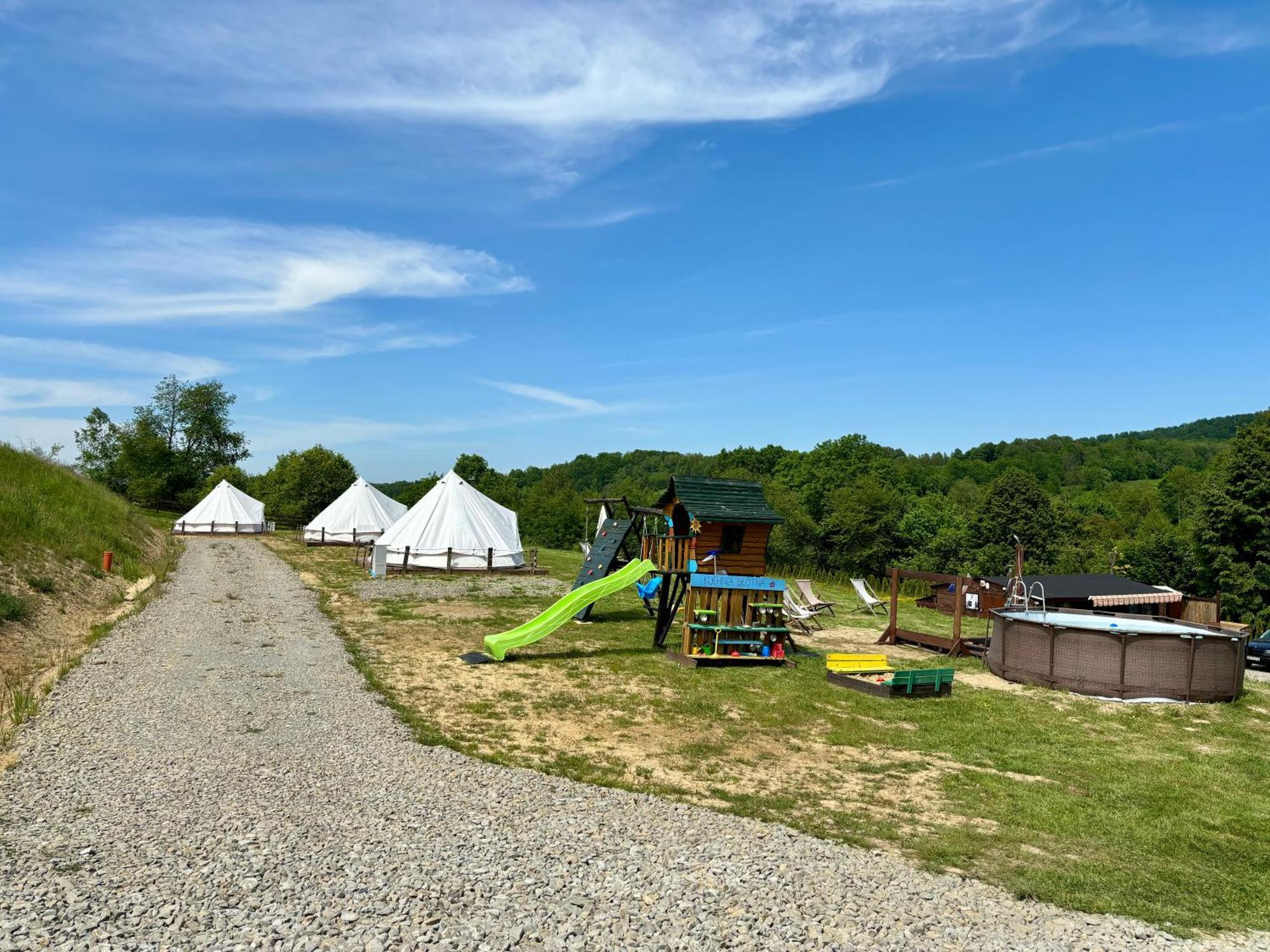Glamping Bieszczady Z Jacuzzi I Basenem Hotel Solina  Exterior photo