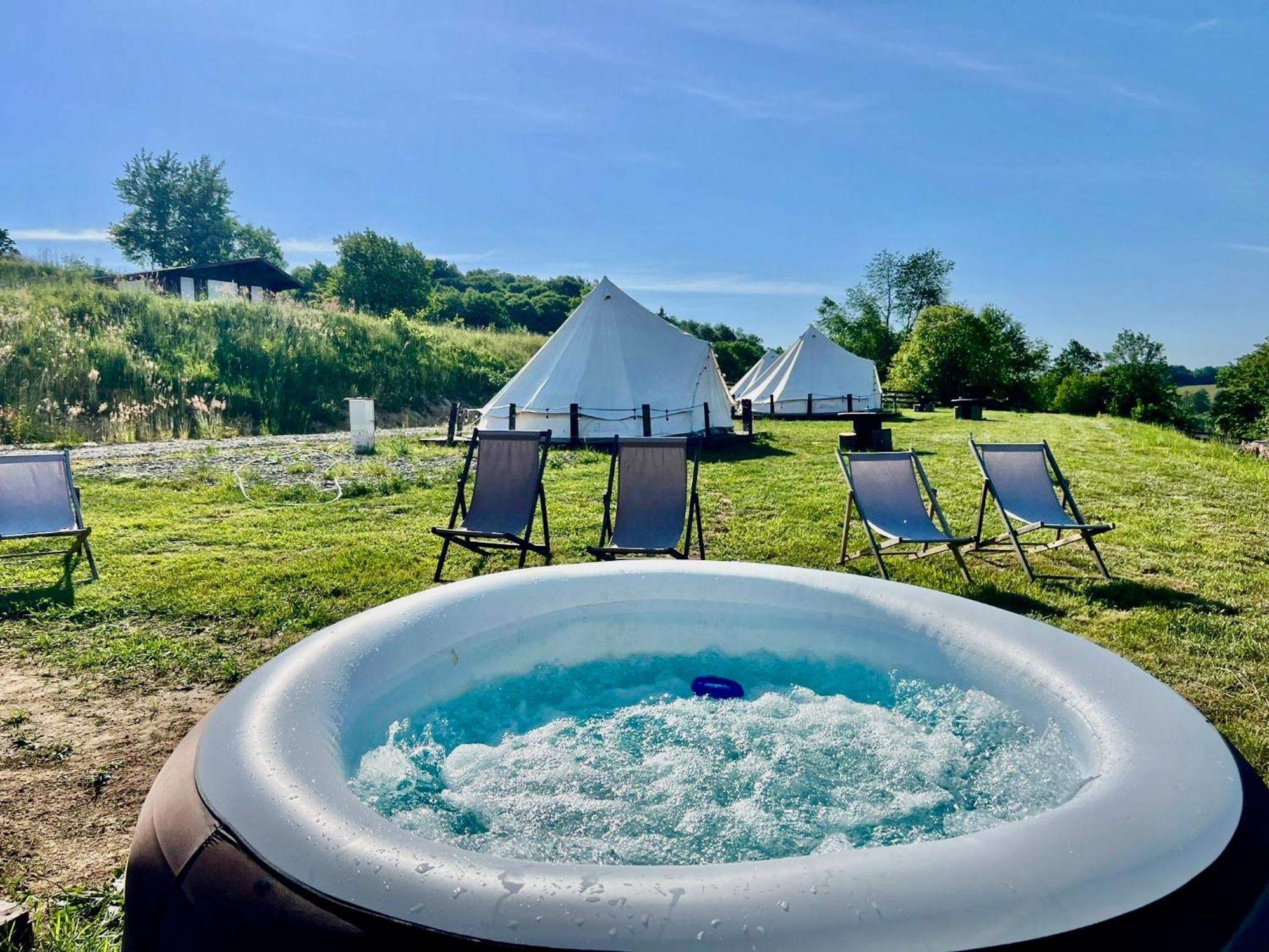 Glamping Bieszczady Z Jacuzzi I Basenem Hotel Solina  Exterior photo